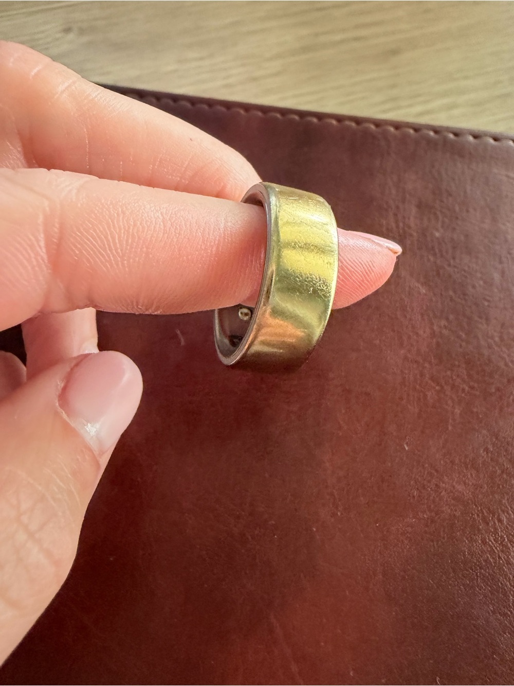 Oura Ring 4 Gold Size 7